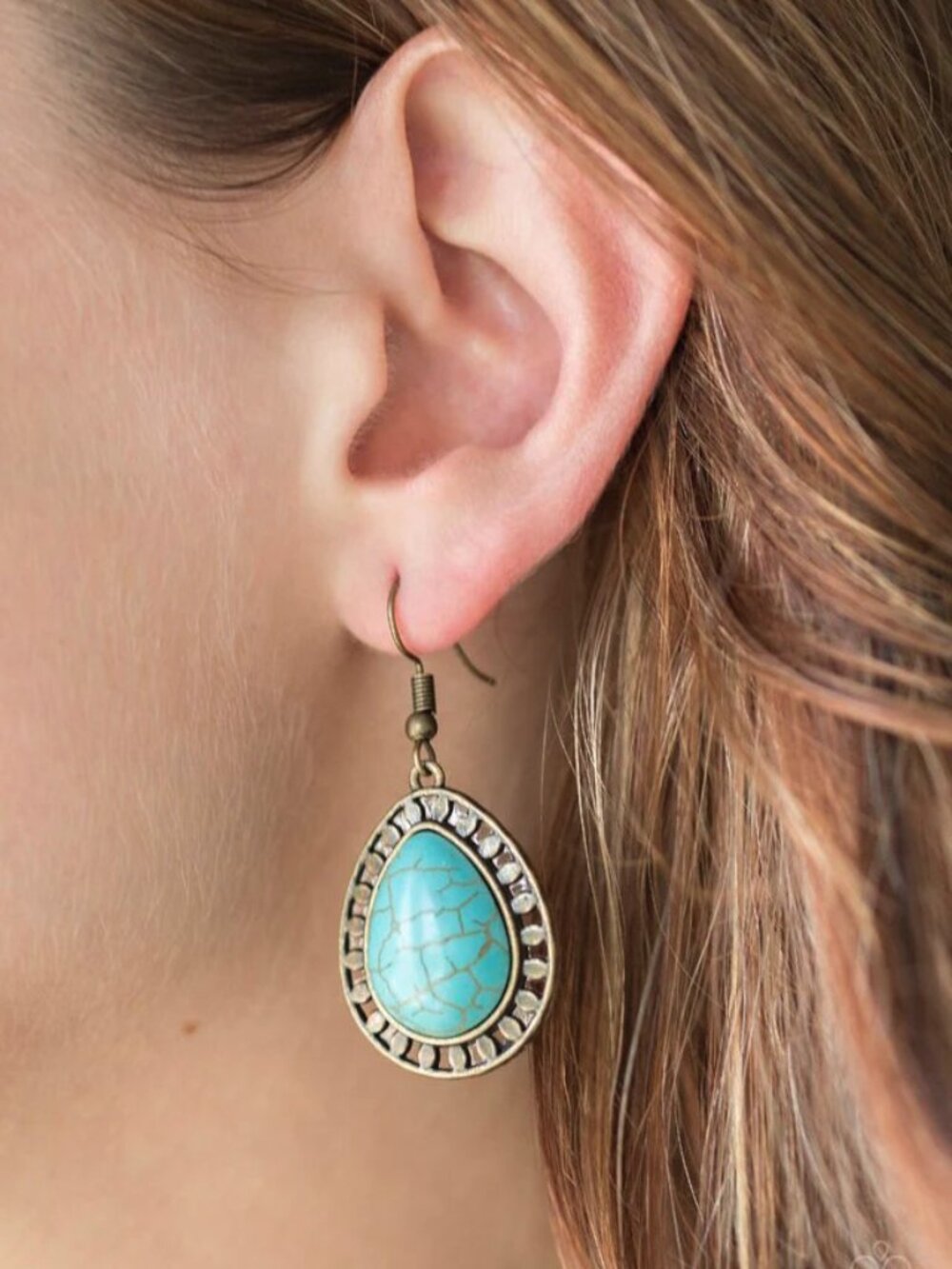 Paparazzi Jewelry Accessories - Sahara Serenity - Brass Earrings - Vintage